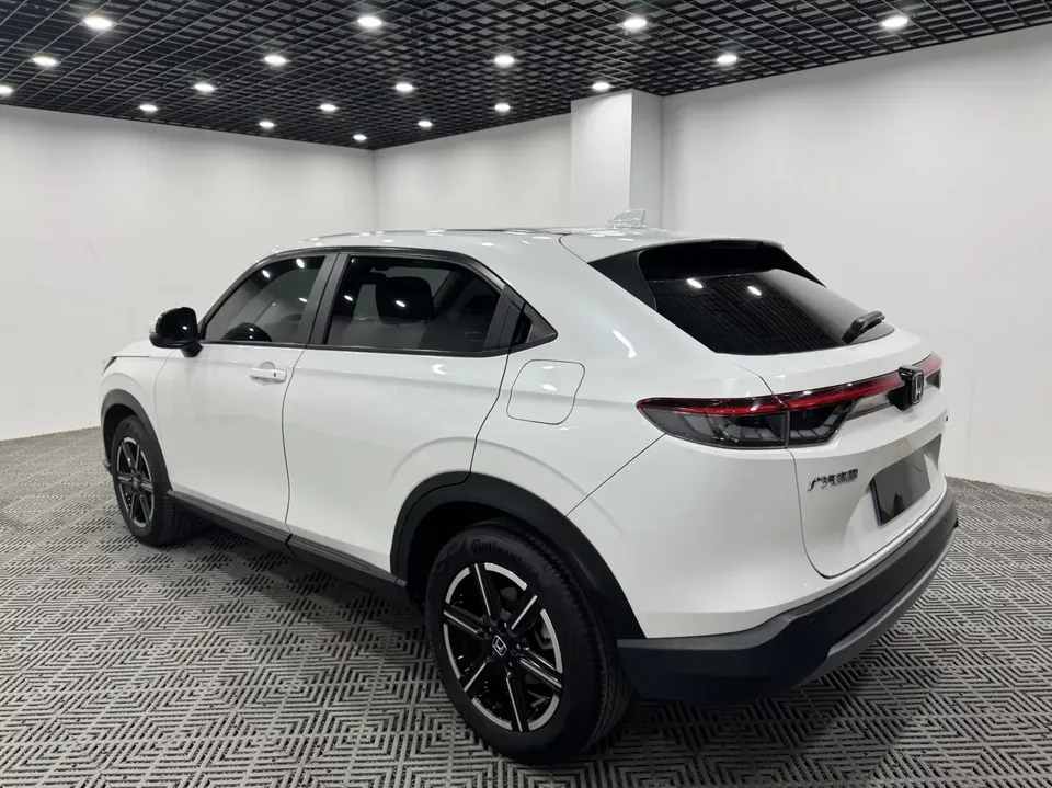Honda VEZEL Binzhi 2023 1.5L CVT Technology Edition 2023 — thumbnail 4