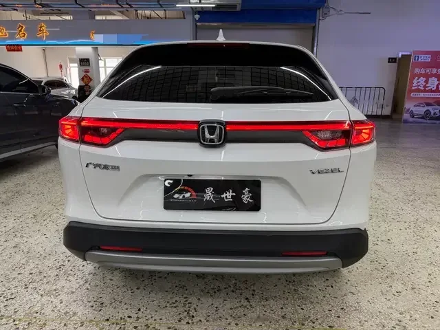 Honda VEZEL Binzhi 2023 1.5L CVT Pioneer Edition 2023 — thumbnail 2