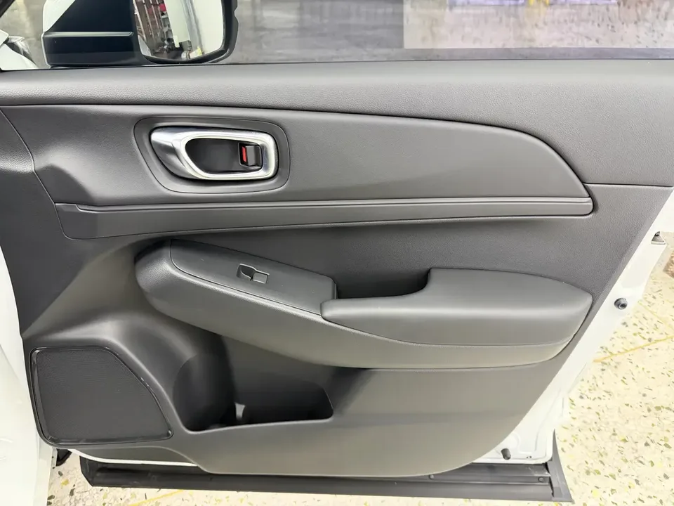 Honda VEZEL Binzhi 2023 1.5L CVT Pioneer Edition 2023 — thumbnail 4