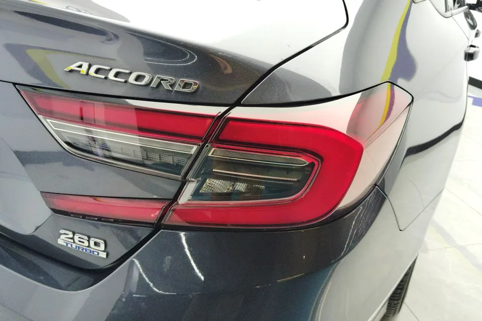 Honda Accord Accord 2022 260TURBO Deluxe 2022 — thumbnail 2