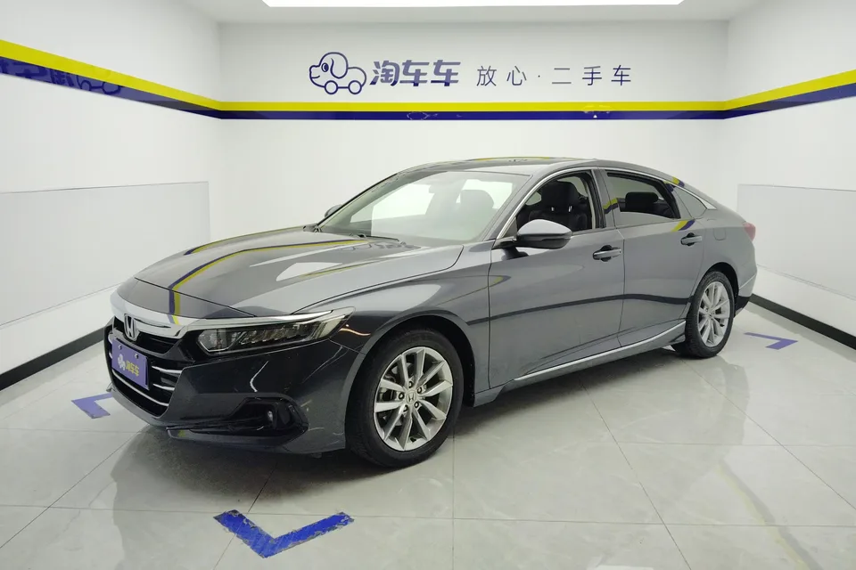 Honda Accord Accord 2022 260TURBO Deluxe 2022 — photo 1, buy with delivery to Moscow