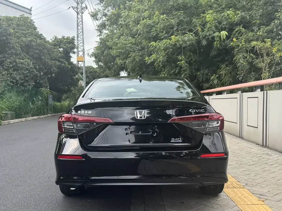 Honda CIVIC Civic 2025 240TURBO CVT Zhiqu Plus 2025 — thumbnail 5