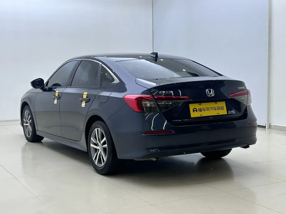 Honda CIVIC Civic 2023 240TURBO CVT Power Edition 2023 — thumbnail 2