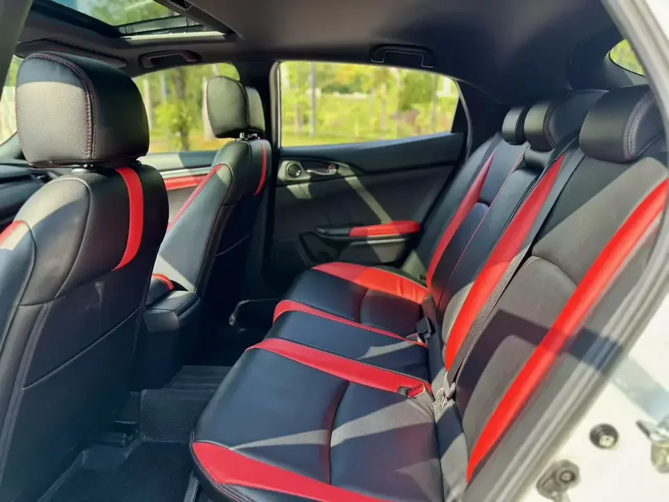 Honda CIVIC Civic 2020 HATCHBACK 220TURBO CVT New Control 2023 — thumbnail 3