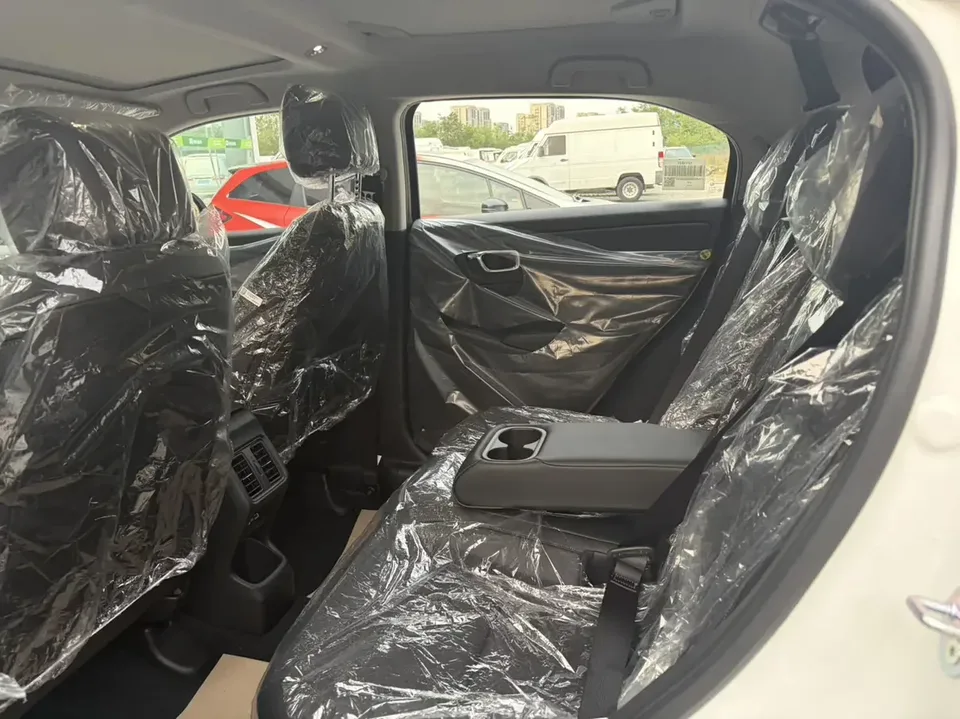 Honda WR-V HondaXR-V 2024 1.5L CVT Hot Edition 2026 — thumbnail 4