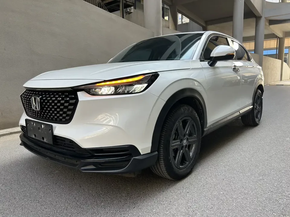 Honda WR-V HondaXR-V 2023 1.5L CVT Hot Edition 2023 — photo 1, buy with delivery to Moscow