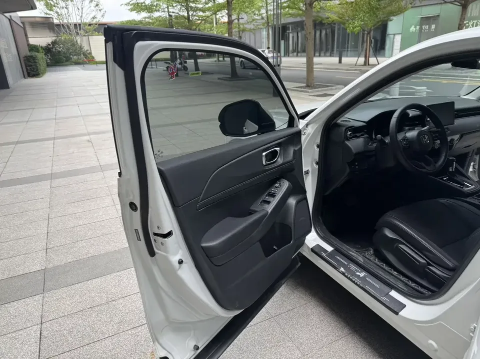Honda WR-V HondaXR-V 2023 1.5L CVT Hot Edition 2023 — миниатюра 5