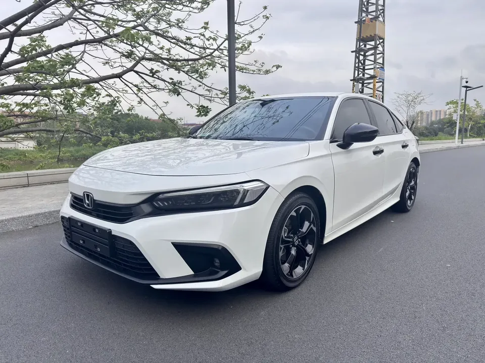 Honda CIVIC Civic 2022 240TURBO CVT Fuel Edition 2023 — photo 1, buy with delivery to Moscow