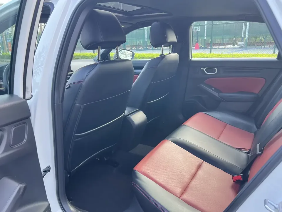 Honda CIVIC Civic 2022 240TURBO CVT Fuel Edition 2024 — thumbnail 4