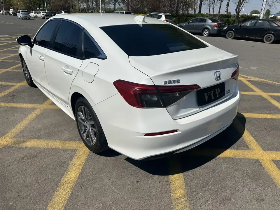 Honda CIVIC Civic 2022 240TURBO CVT Dynamic C-position Special Edition 2022 — thumbnail 2