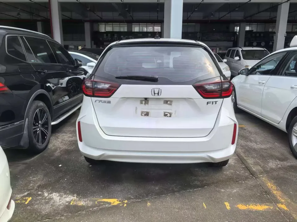 Honda FIT Fit 2022 1.5L CVT Trendy Sunroof Edition 2022 — thumbnail 2