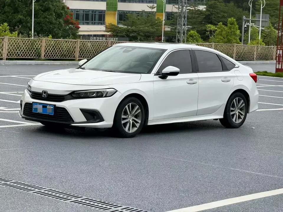 Honda CIVIC Civic 2022 240TURBO CVT Dynamic Edition 2022 — photo 1, buy with delivery to Moscow