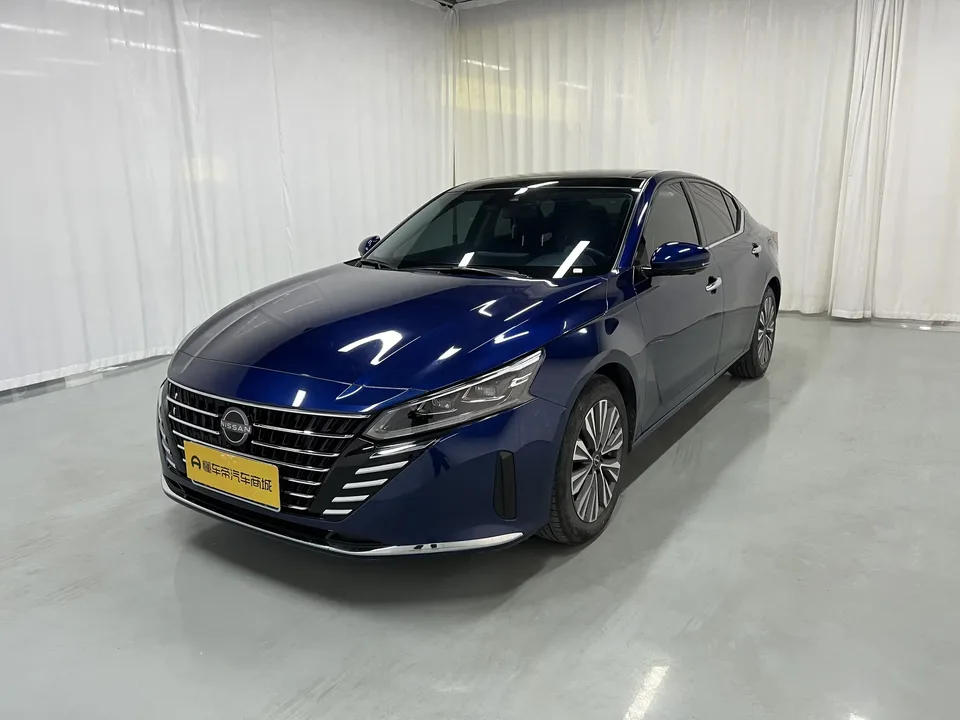 Nissan Altima Sound of nature 2022 2.0L XL-Upr Premium Edition 2023 — photo 1, buy with delivery to Moscow