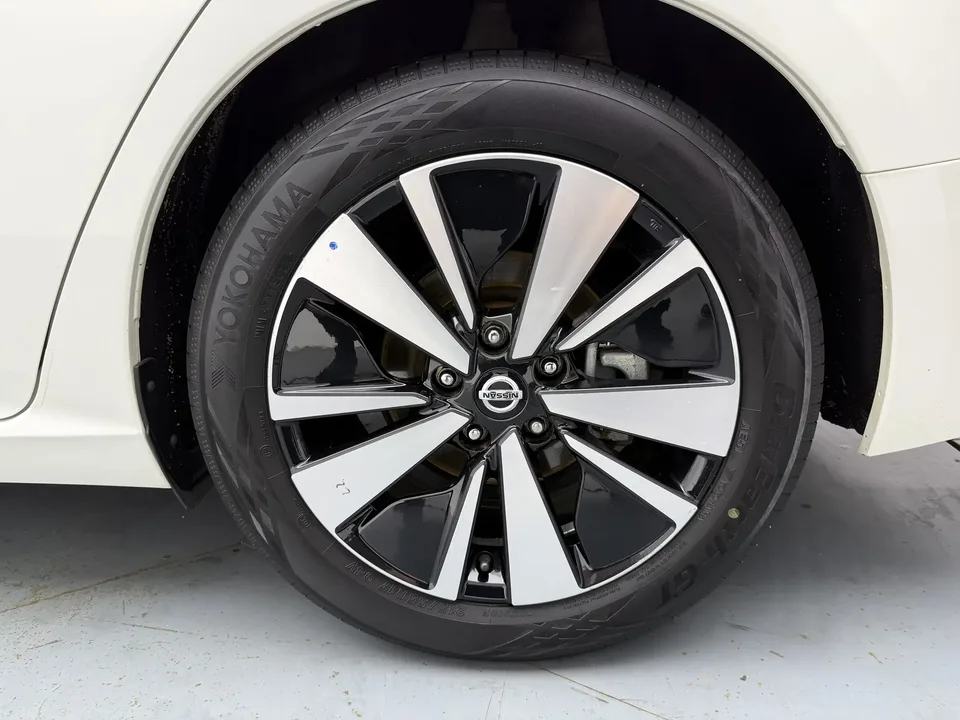 Nissan Altima Sound of nature 2021 2.0L XL Upper AD1 Smart Driving Edition 2022 — thumbnail 3