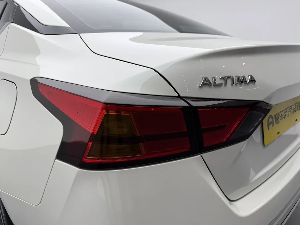 Nissan Altima Sound of nature 2021 2.0L XL Upper AD1 Smart Driving Edition 2022 — thumbnail 4
