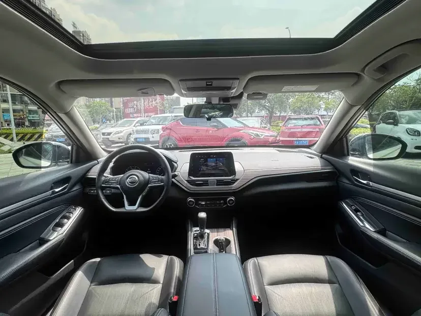 Nissan Altima Sound of nature 2021 2.0L XL Comfort Edition 2022 — thumbnail 5