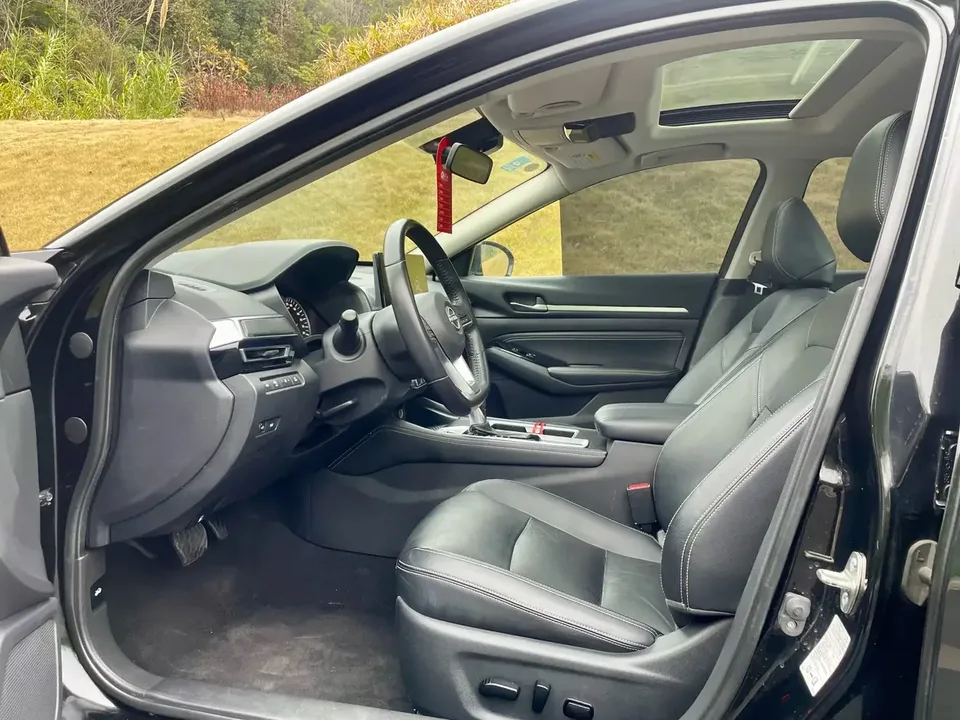 Nissan Altima Sound of nature 2022 2.0L XL-TLS Enjoy Edition 2023 — thumbnail 5