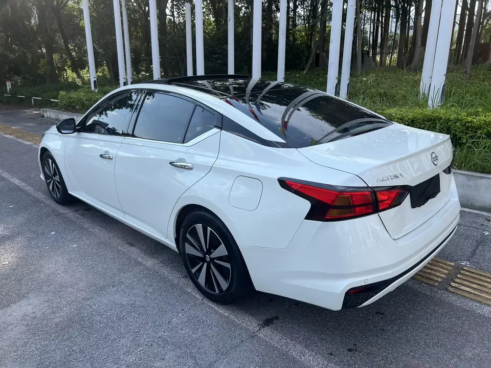 Nissan Altima Sound of nature 2021 2.0L XL Comfort Edition 2022 — миниатюра 2
