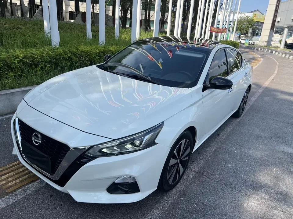 Nissan Altima Sound of nature 2021 2.0L XL Comfort Edition 2022 — фото 1, купить с доставкой в Москву