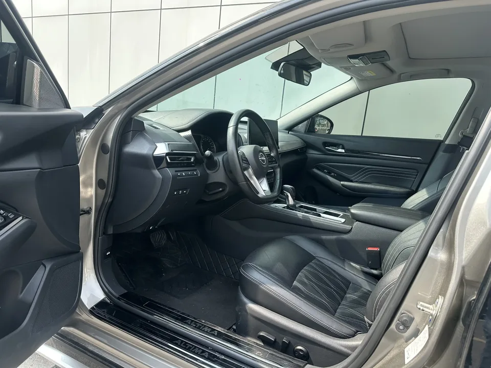 Nissan Altima Sound of nature 2022 2.0L XL-Upr Premium Edition 2023 — thumbnail 3