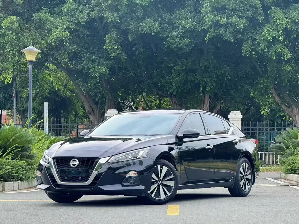 Nissan Altima Sound of nature 2020 Modified 2.0L XL Comfort Edition 2022 — photo 1, buy with delivery to Moscow