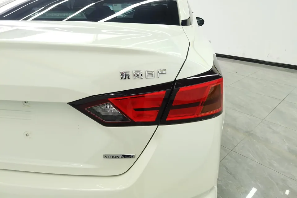 Nissan Altima Sound of nature 2021 2.0L XL Comfort Edition 2022 — thumbnail 5