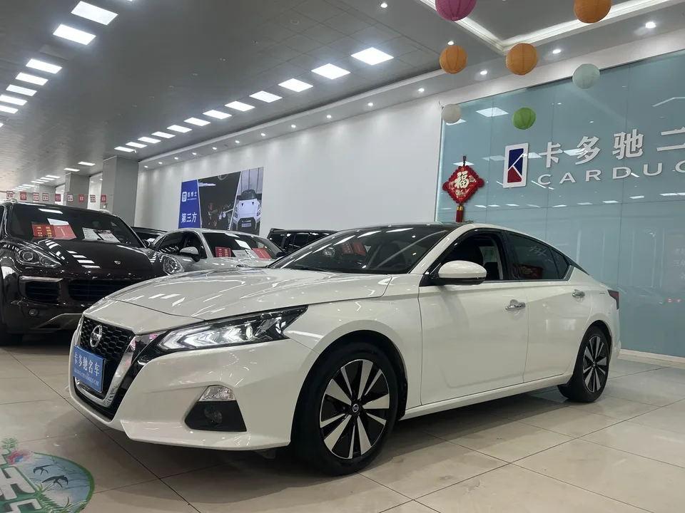 Nissan Altima Sound of nature 2021 2.0L XL Comfort Edition 2022 — фото 1, купить с доставкой в Москву