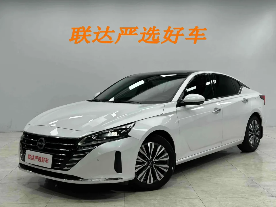 Nissan Altima Sound of nature 2022 2.0L XL-Upr Premium Edition 2022 — photo 1, buy with delivery to Moscow