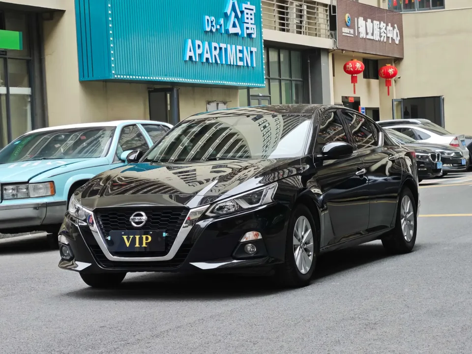 Nissan Altima Sound of nature 2021 2.0L XE Fashion Edition 2022 — photo 1, buy with delivery to Moscow