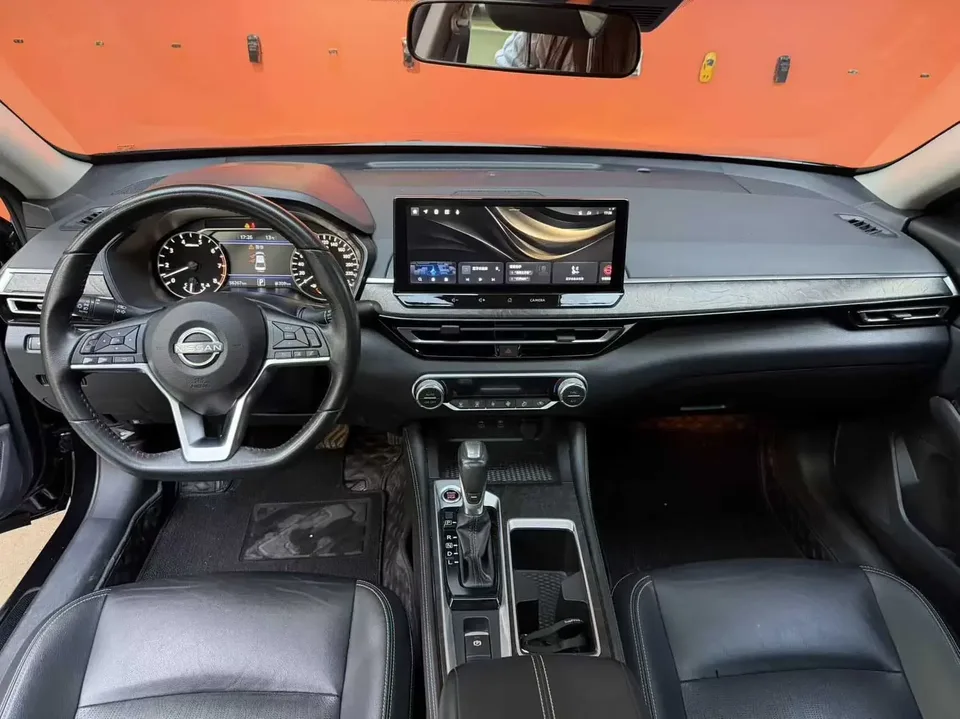 Nissan Altima Sound of nature 2022 2.0L XL-TLS Enjoy Edition 2024 — thumbnail 3