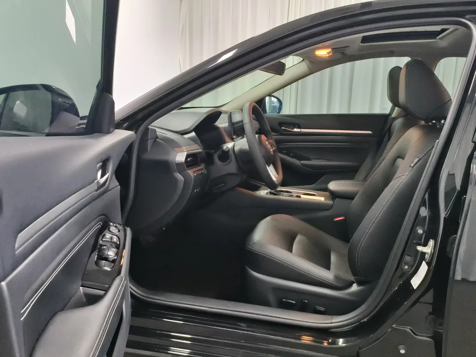 Nissan Altima Sound of nature 2021 2.0L XL Comfort Edition 2022 — thumbnail 5