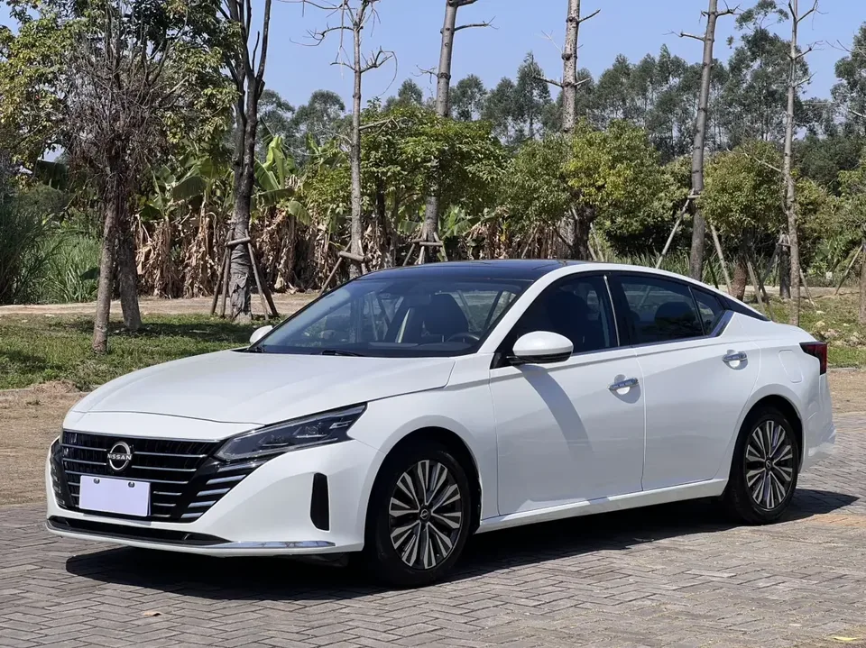 Nissan Altima Sound of nature 2022 2.0L XL-TLS Enjoy Edition 2023 — photo 1, buy with delivery to Moscow