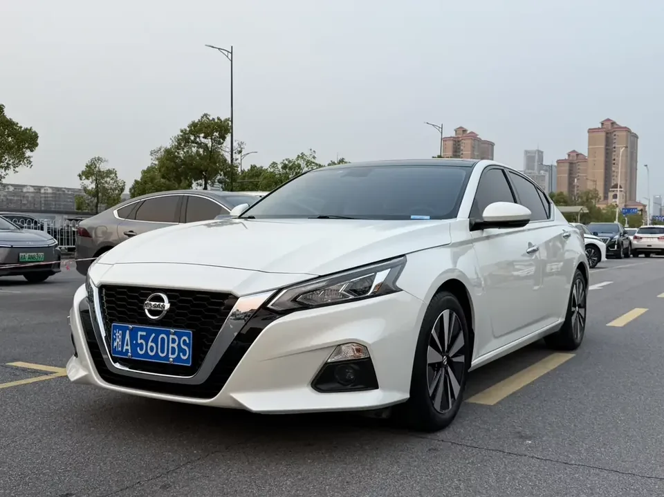 Nissan Altima Sound of nature 2021 2.0L XL Comfort Edition 2023 — фото 1, купить с доставкой в Москву