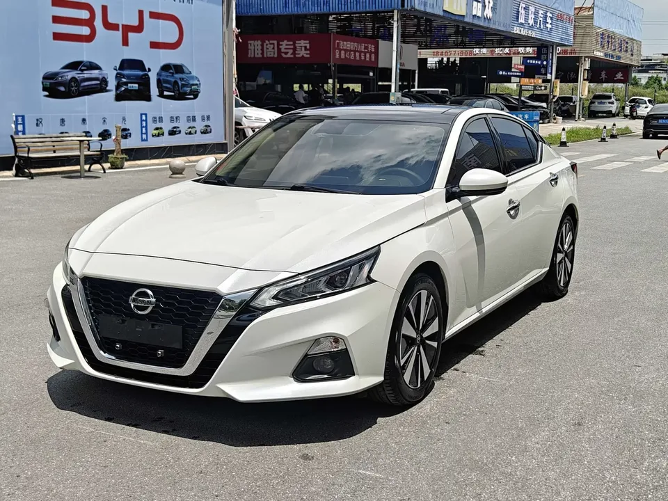 Nissan Altima Sound of nature 2021 2.0L XL Comfort Edition 2022 — photo 1, buy with delivery to Moscow