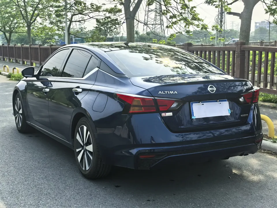 Nissan Altima Sound of nature 2021 2.0L XL Comfort Edition 2022 — миниатюра 2