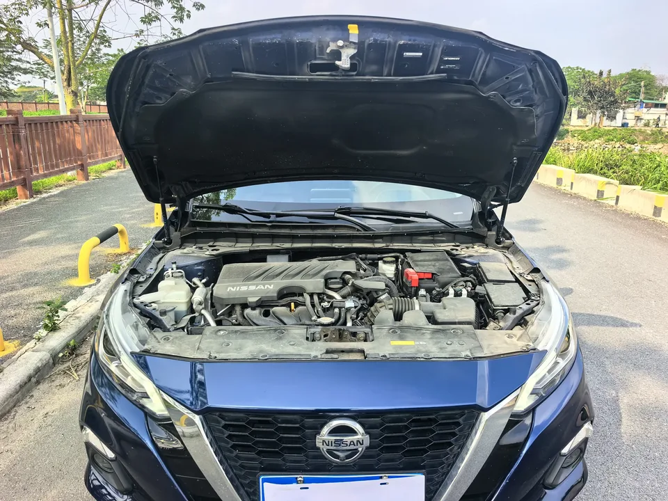 Nissan Altima Sound of nature 2021 2.0L XL Comfort Edition 2022 — миниатюра 5