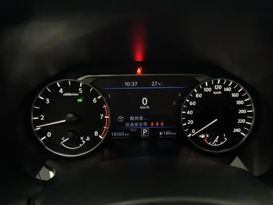 Nissan Altima Sound of nature 2022 2.0L XL-TLS Enjoy Edition 2024 — thumbnail 5