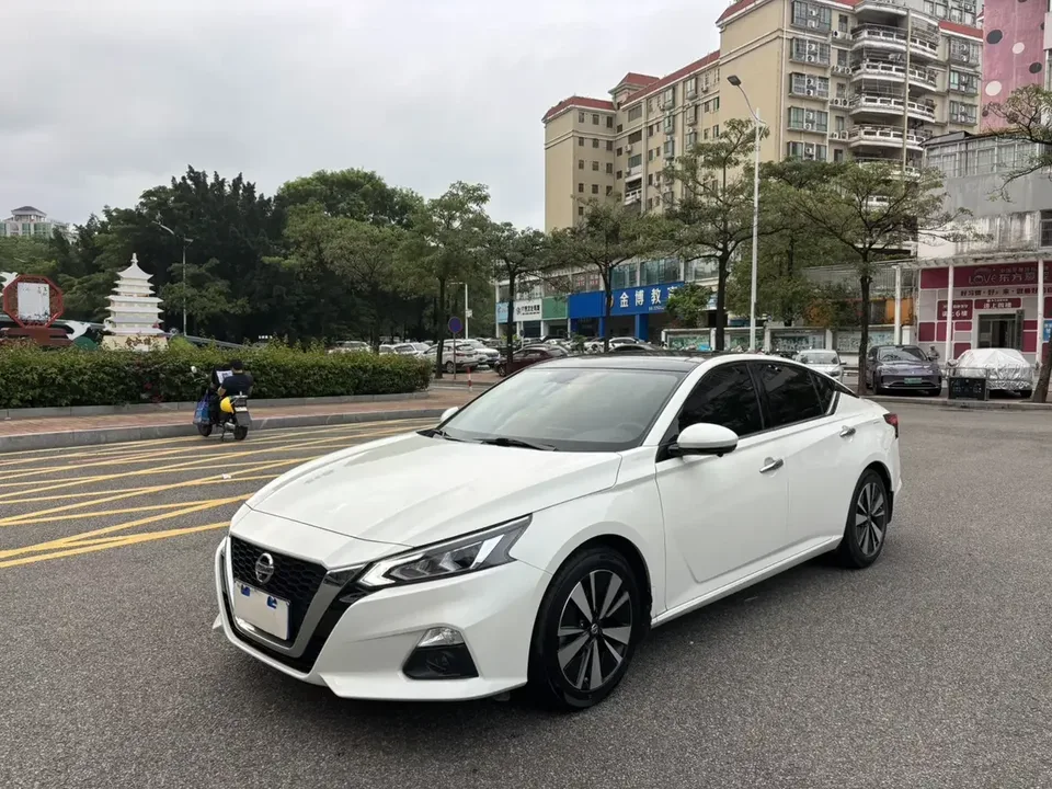 Nissan Altima Sound of nature 2021 2.0L XL Comfort Edition 2022 — photo 1, buy with delivery to Moscow