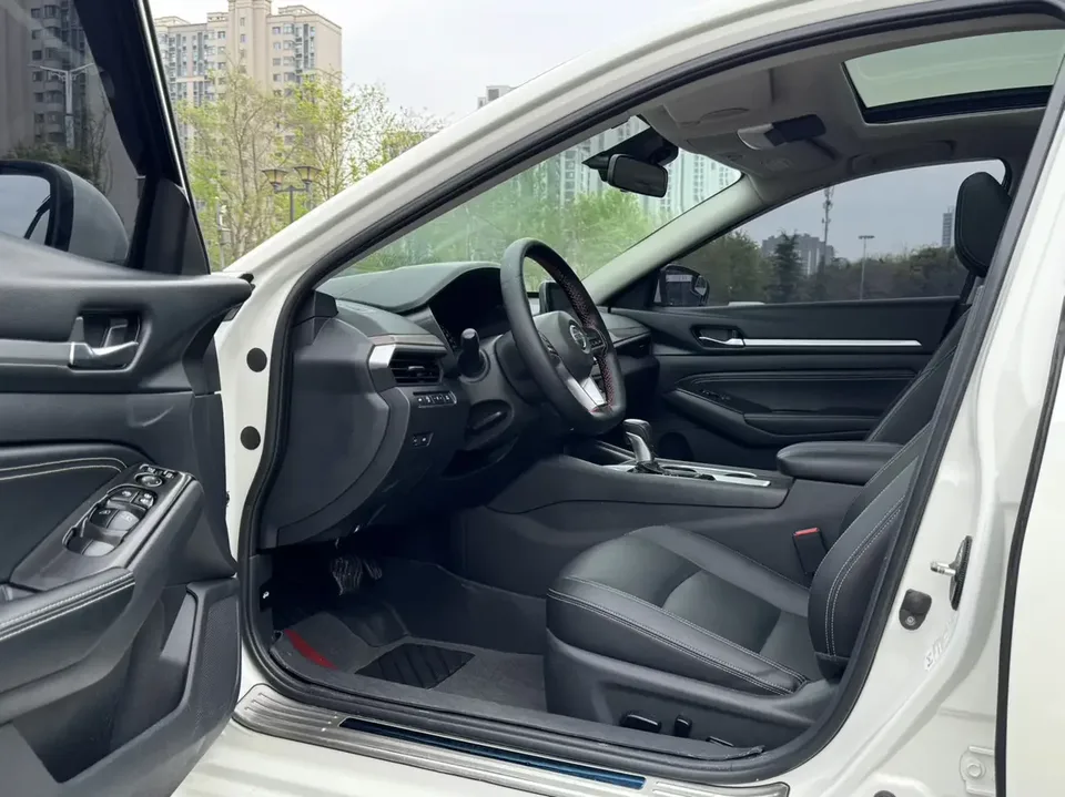 Nissan Altima Sound of nature 2021 2.0L XL Comfort Edition 2022 — thumbnail 5