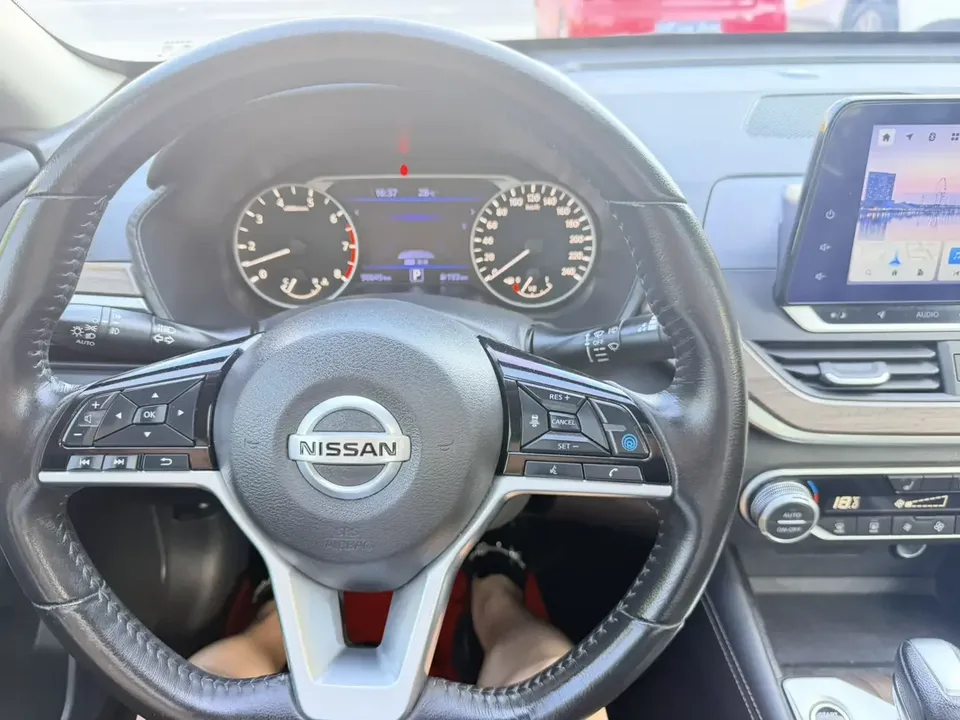 Nissan Altima Sound of nature 2021 2.0L XE Fashion Edition 2022 — миниатюра 3