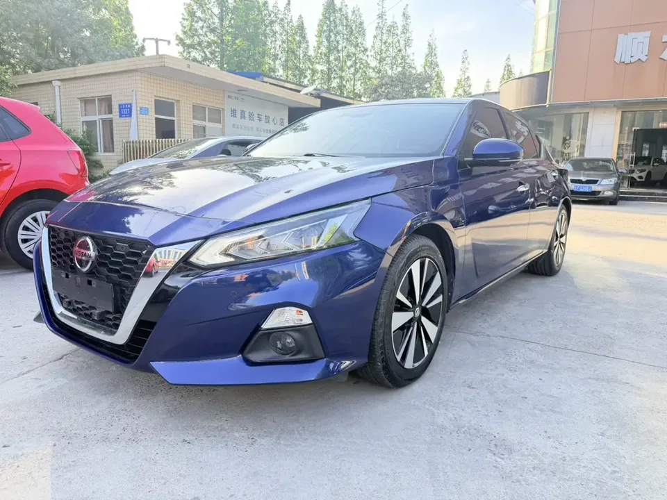 Nissan Altima Sound of nature 2021 2.0L XE Fashion Edition 2022 — фото 1, купить с доставкой в Москву