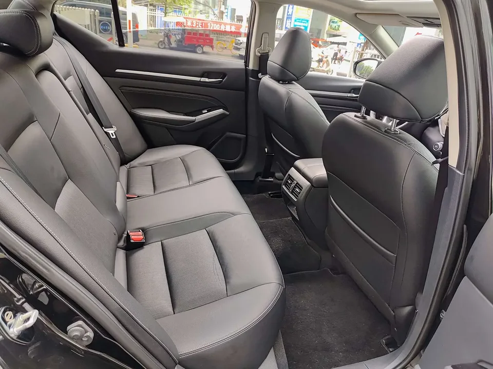 Nissan Altima Sound of nature 2021 2.0L XL Comfort Edition 2022 — thumbnail 3