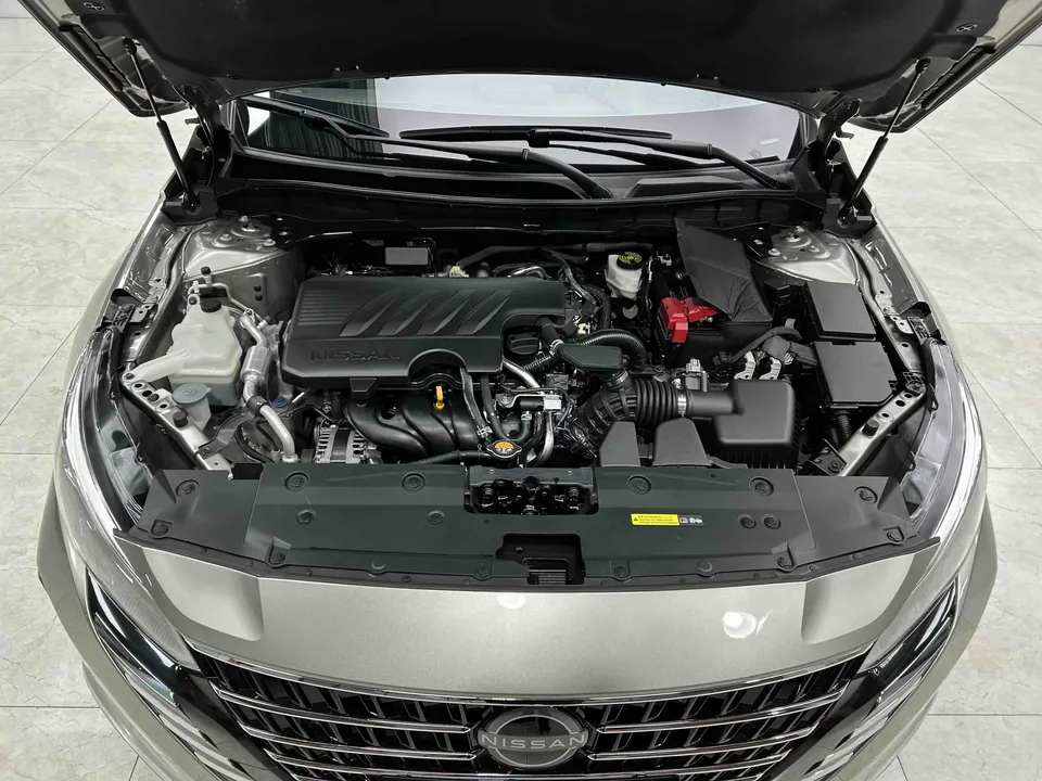 Nissan Altima Sound of nature 2022 2.0L XL-Upr Premium Edition 2022 — thumbnail 2