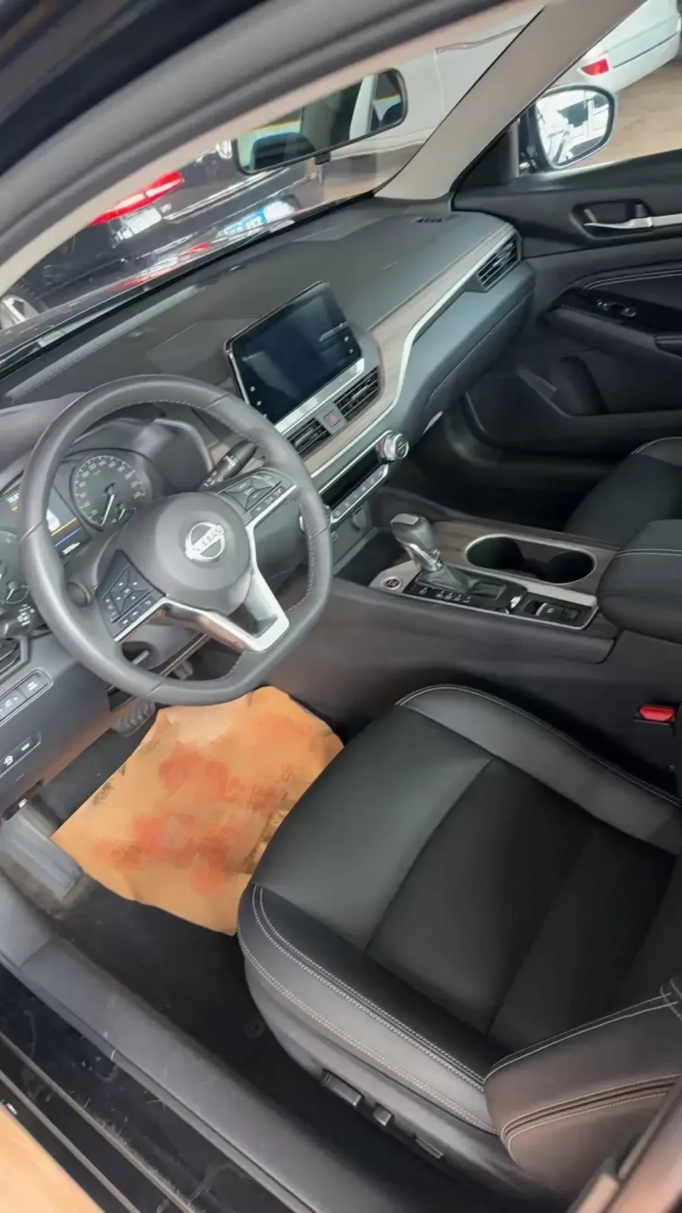 Nissan Altima Sound of nature 2021 2.0L XL Comfort Edition 2022 — thumbnail 5