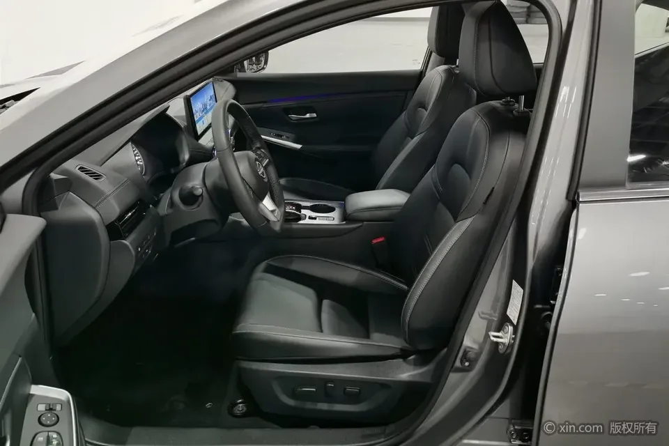 Nissan Sylphy Sylphy 2023 Super Hybrid Electric Drive Super Intelligent Driving Max 2023 — thumbnail 5