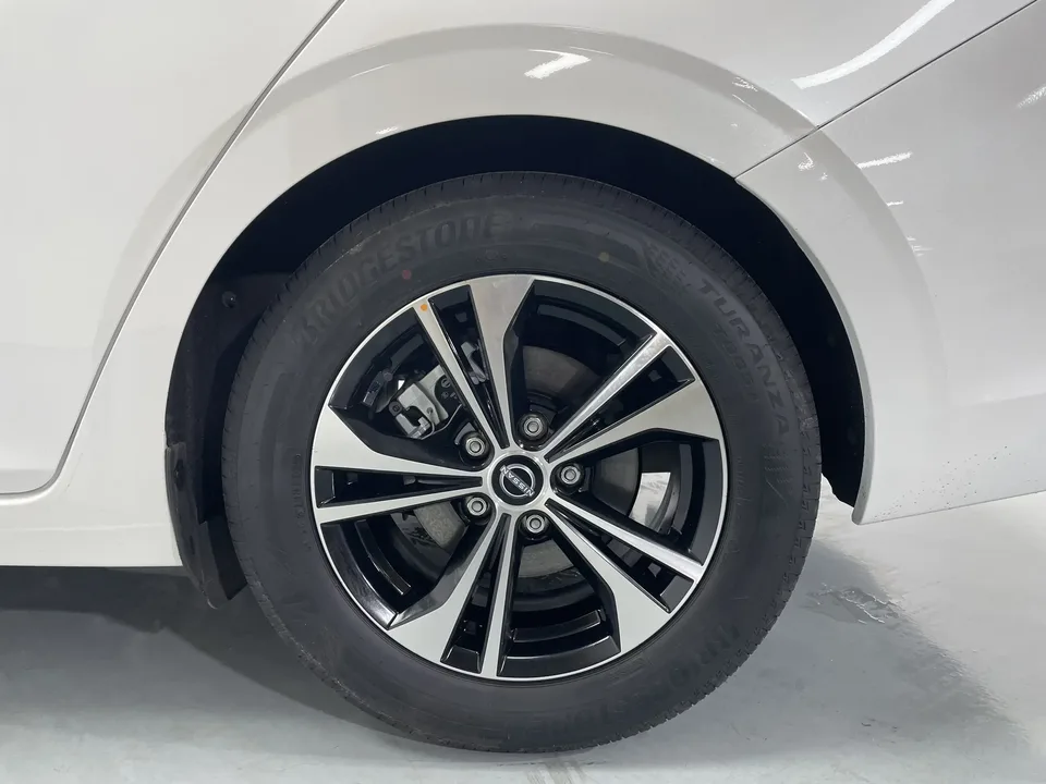 Nissan Sylphy Sylphy 2023 Modified 1.6L CVT Enjoy Edition 2025 — thumbnail 3