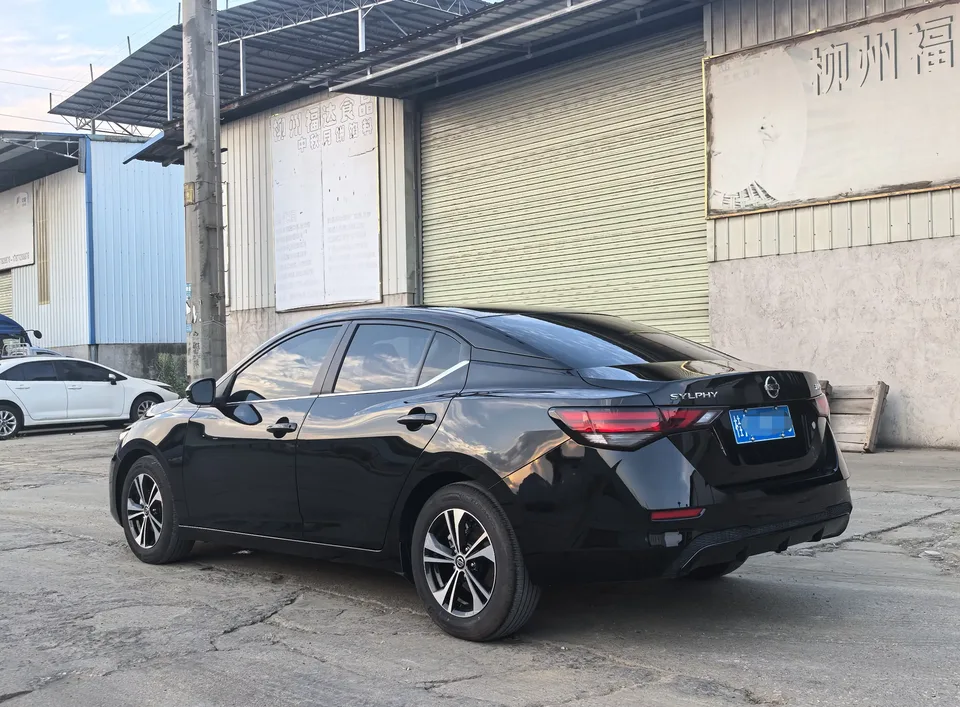 Nissan Sylphy Sylphy 2022 1.6L XL CVT Enjoy Edition 2023 — thumbnail 4