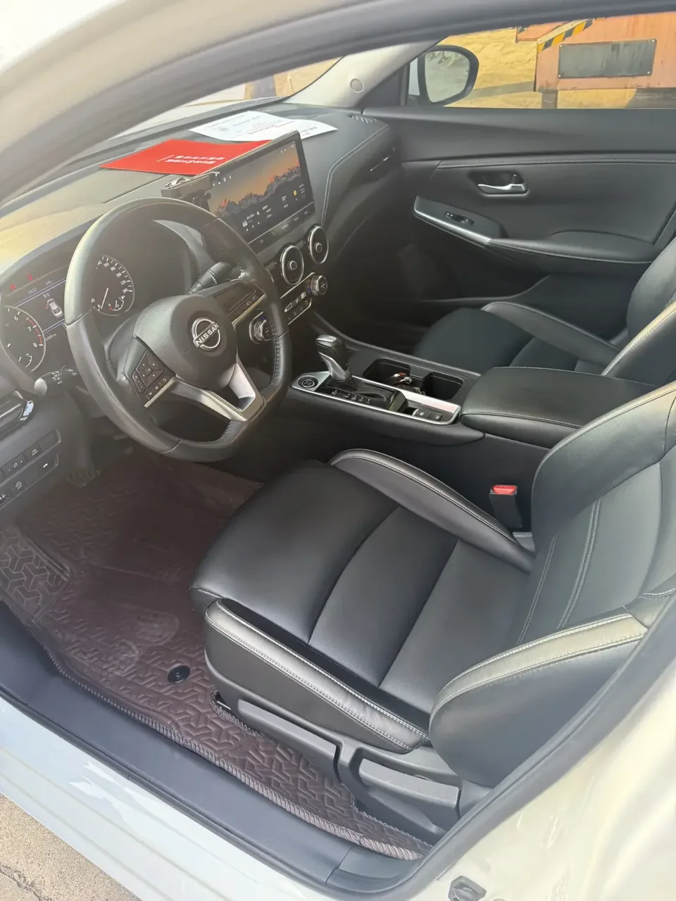 Nissan Sylphy Sylphy 2023 1.6L CVT Intelligent Driving Edition 2023 — миниатюра 3