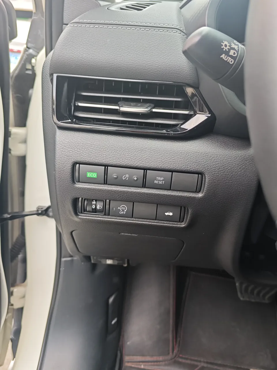 Nissan Sylphy Sylphy 2023 1.6L CVT Enjoy Edition 2023 — thumbnail 5