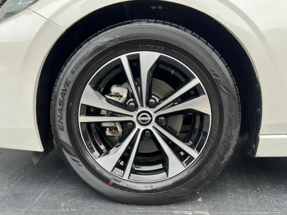 Nissan Sylphy Sylphy 2023 1.6L CVT Enjoy Edition 2023 — thumbnail 3